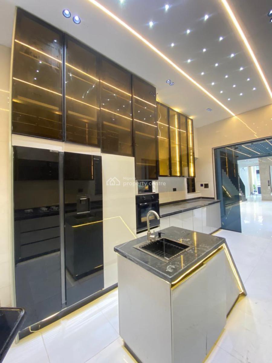 Contemporary 5 Bedroom Fully Detached Duplex with Bq in an Estate, Chevron, Lekki, Lagos, Detached Duplex for Sale