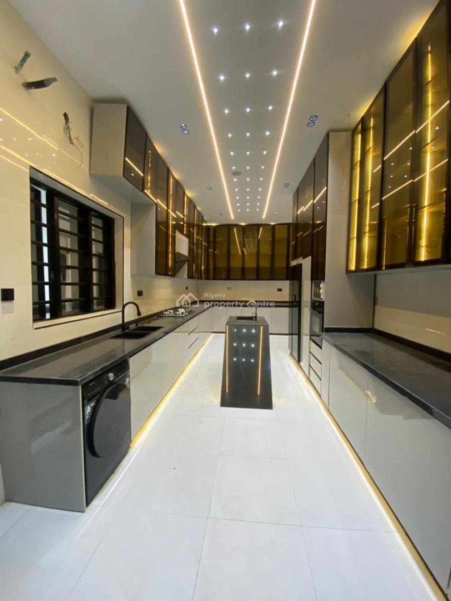 Contemporary 5 Bedroom Fully Detached Duplex with Bq in an Estate, Chevron, Lekki, Lagos, Detached Duplex for Sale