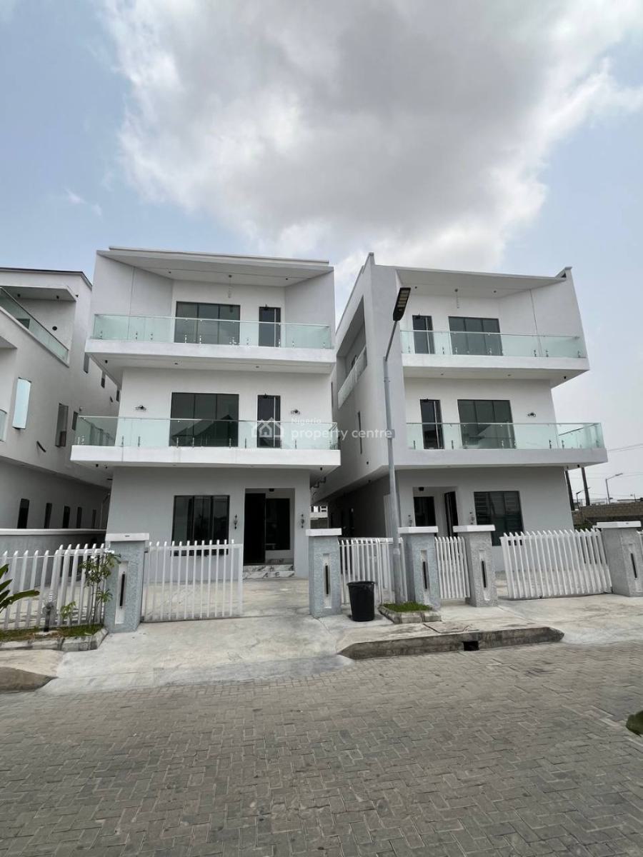 5 Bedroom Detached House with Bq, Osapa, Lekki, Lagos, Detached Duplex for Sale