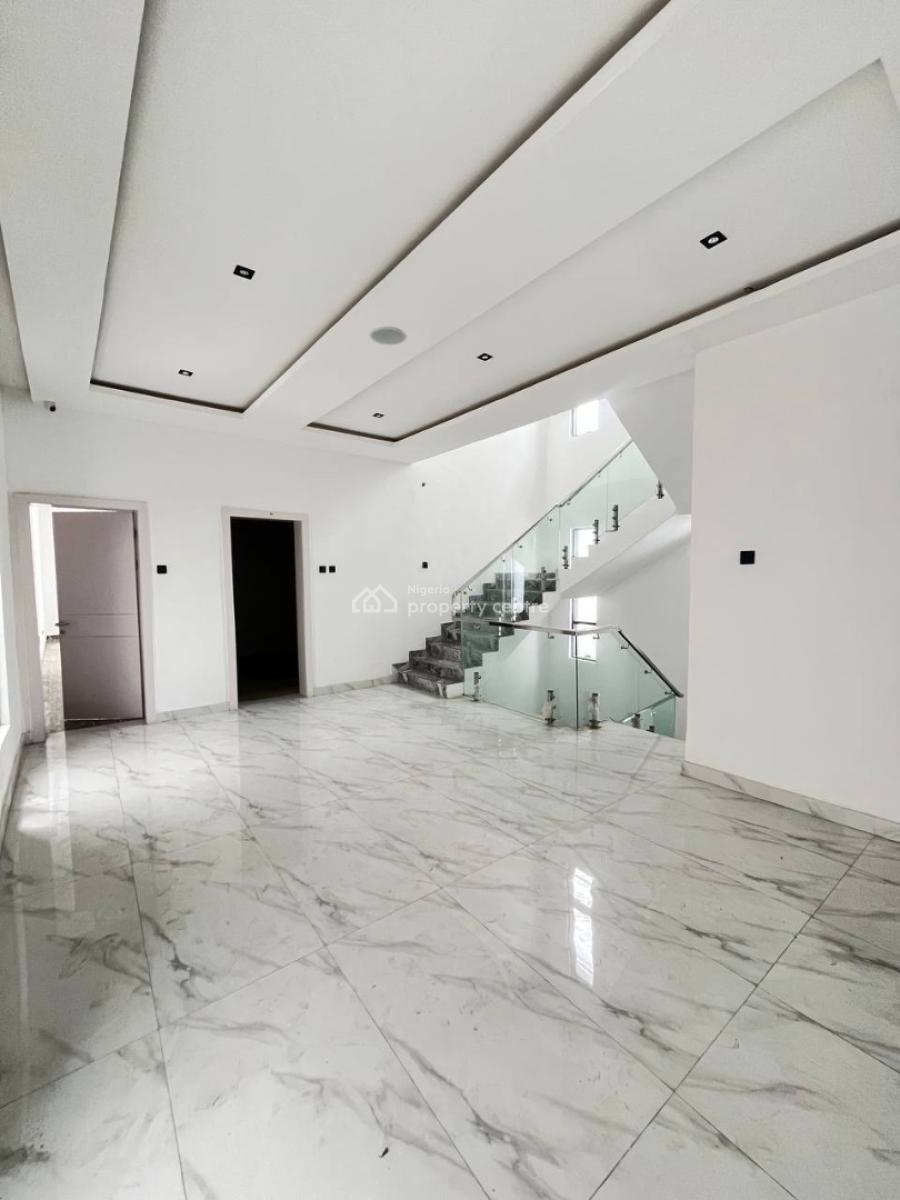 5 Bedroom Detached House with Bq, Osapa, Lekki, Lagos, Detached Duplex for Sale