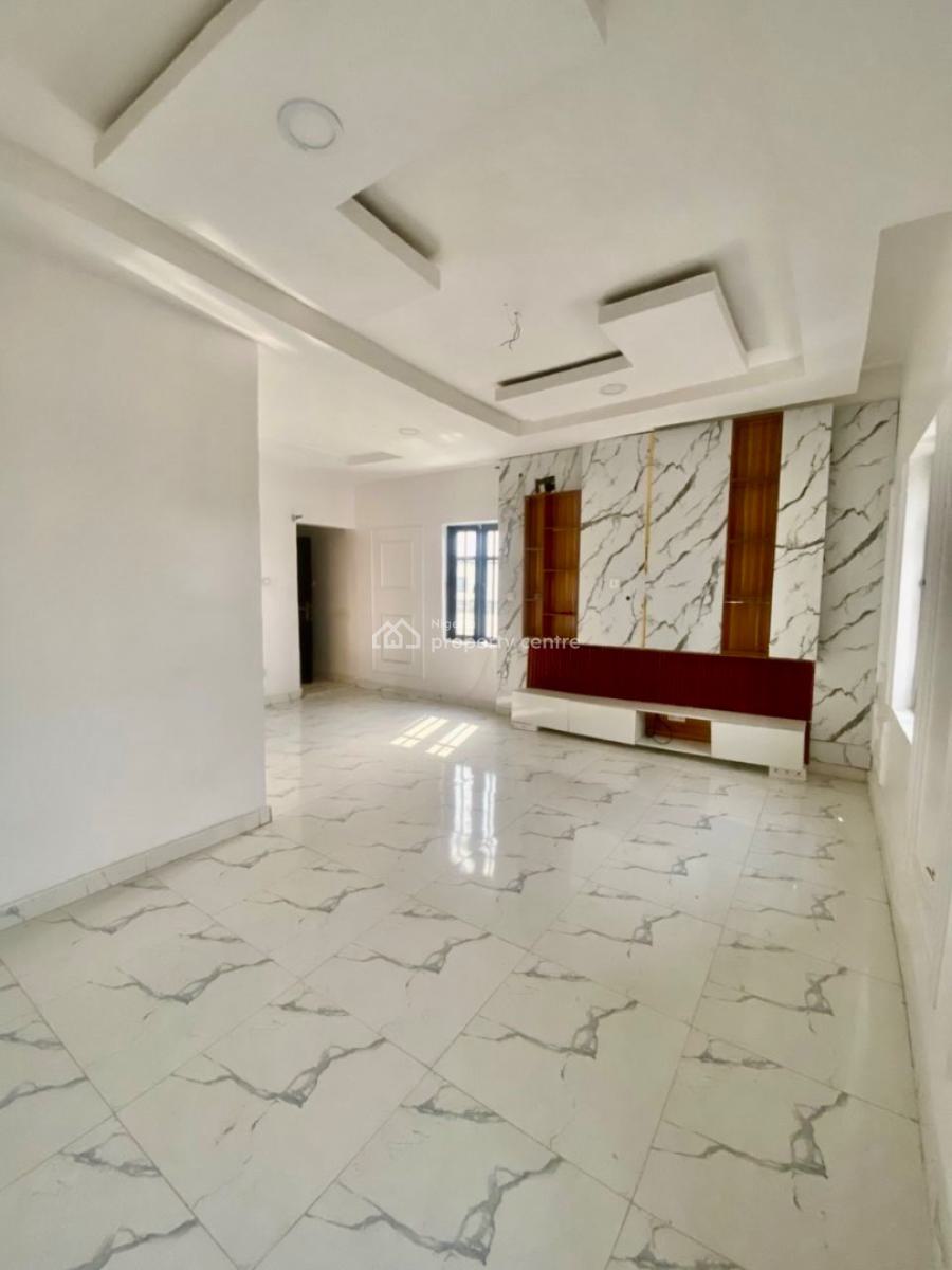 Spacious Upstairs in Serene Surroundings, Via Thera Annex, Sangotedo, Ajah, Lagos, Flat / Apartment for Rent