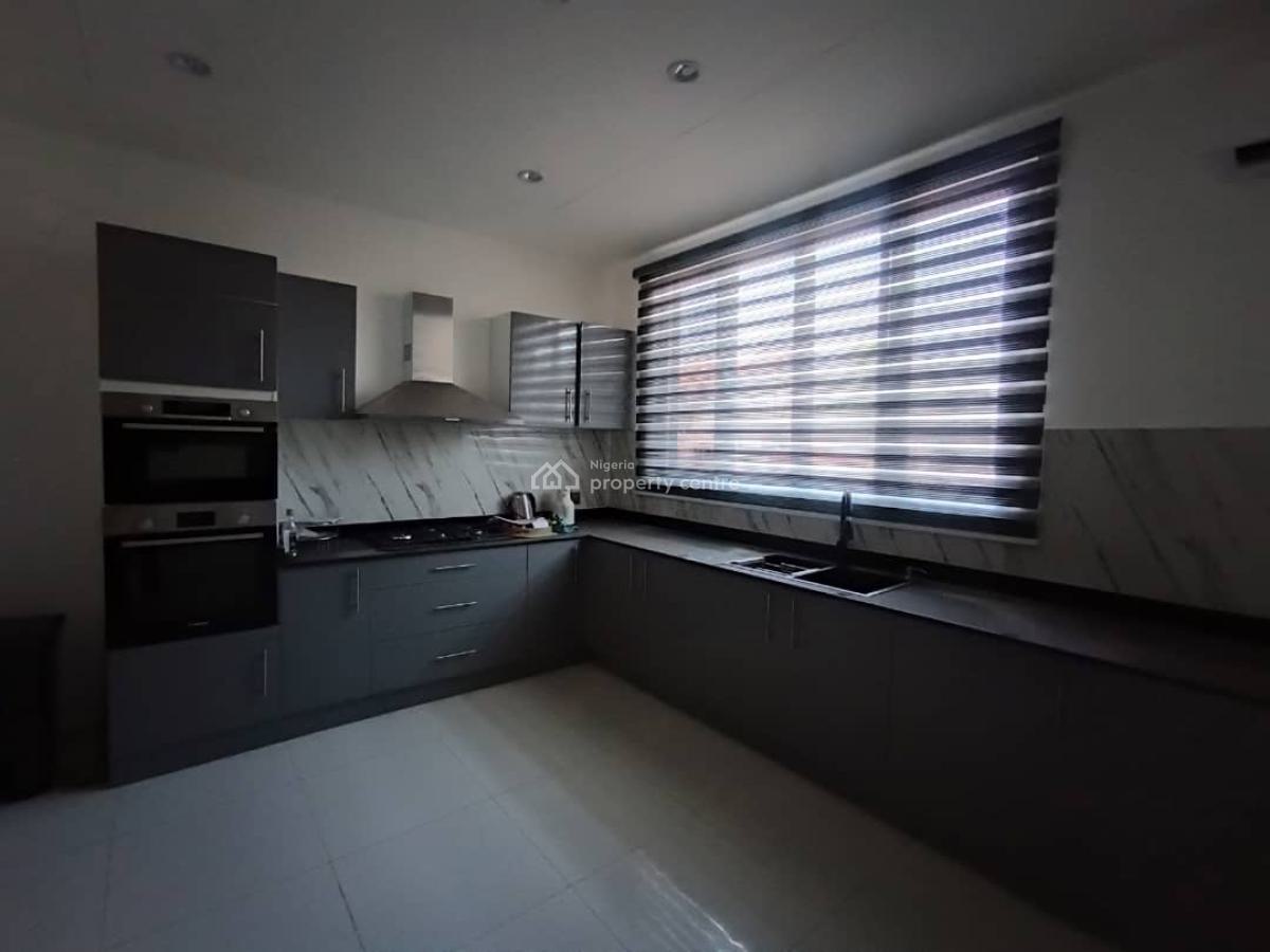 Luxury 4-bedroom Maisonette Apartment with Bq., Ikoyi, Lagos, Flat / Apartment for Rent