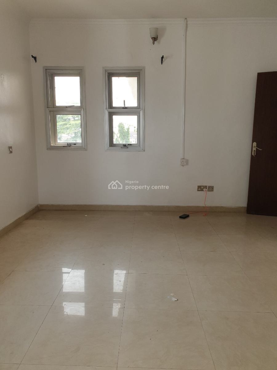 Spacious 2 Bedroom Flat with a Room Bq, Off Spg Road Ologolo, Lekki, Lagos, Flat / Apartment for Rent