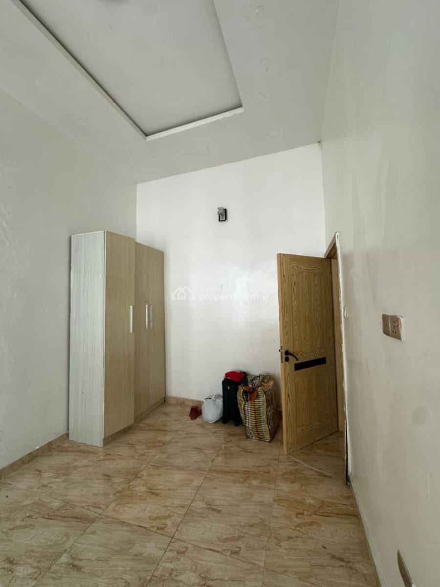 1 Bedroom Shared Kitchen Apartment, Royal Pine Estate Orchid Road, Ikoyi, Lagos, Self Contain (single Rooms) for Rent