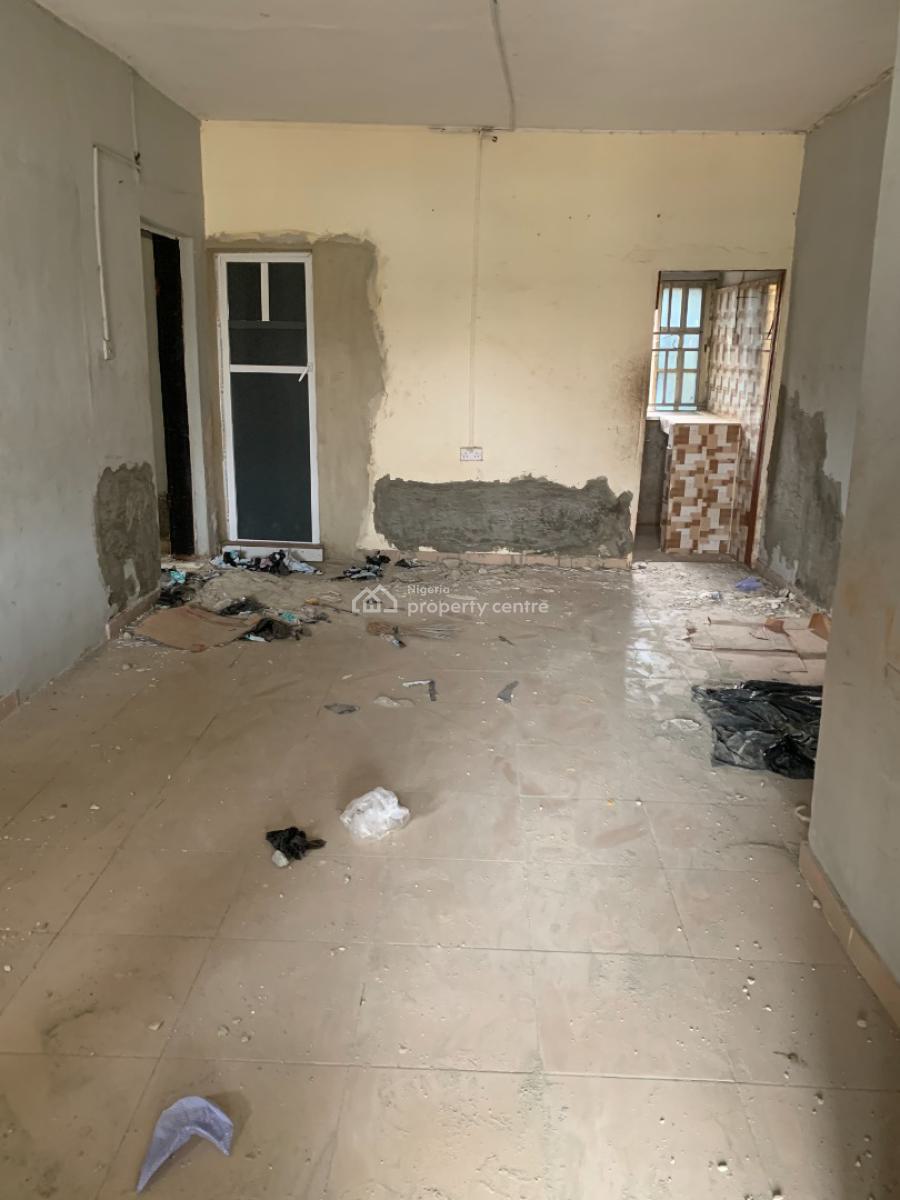 Extra Large Mini Flat with Guest Toilet, Abijo Gra, Ajah, Lagos, Mini Flat (room and Parlour) for Rent