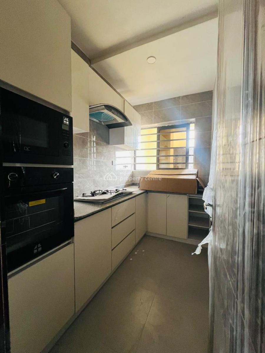 2 Bedroom Apartment, Surulere, Lagos, Flat / Apartment for Sale