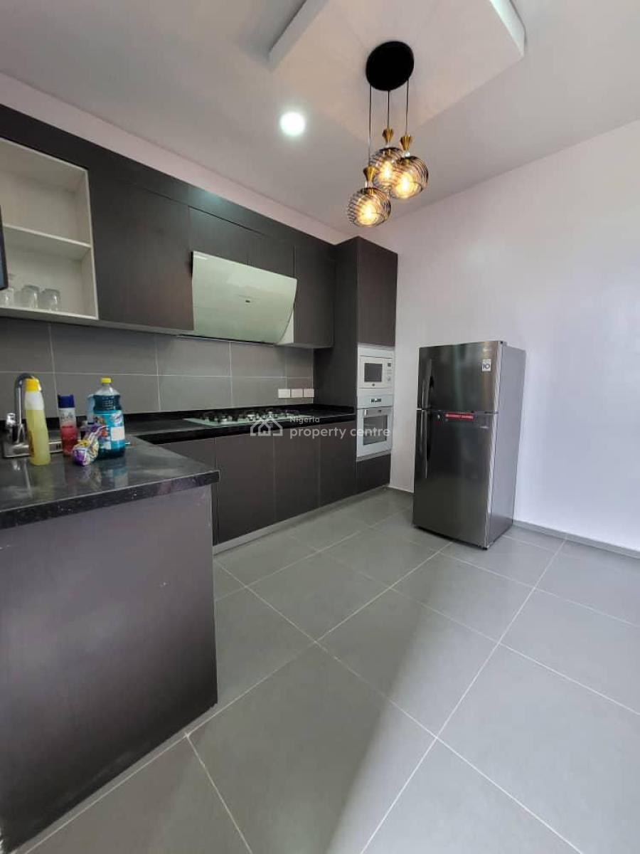 Spacious Serviced 2 Bedroom Apartment, Ilasan, Ikate, Lekki, Lagos, Flat / Apartment for Sale