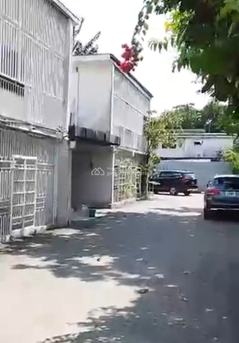 1500sqm with a Structure in It, Off Saka Jojo Street, Victoria Island (vi), Lagos, Mixed-use Land for Sale