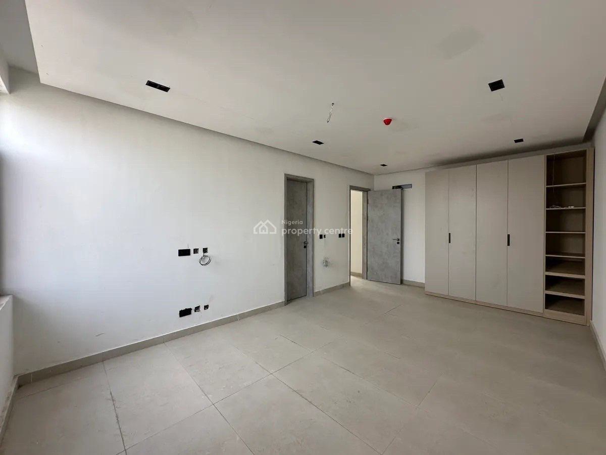 2 Bedroom Apartment, Lekki Phase 1, Lekki, Lagos, Flat / Apartment for Sale