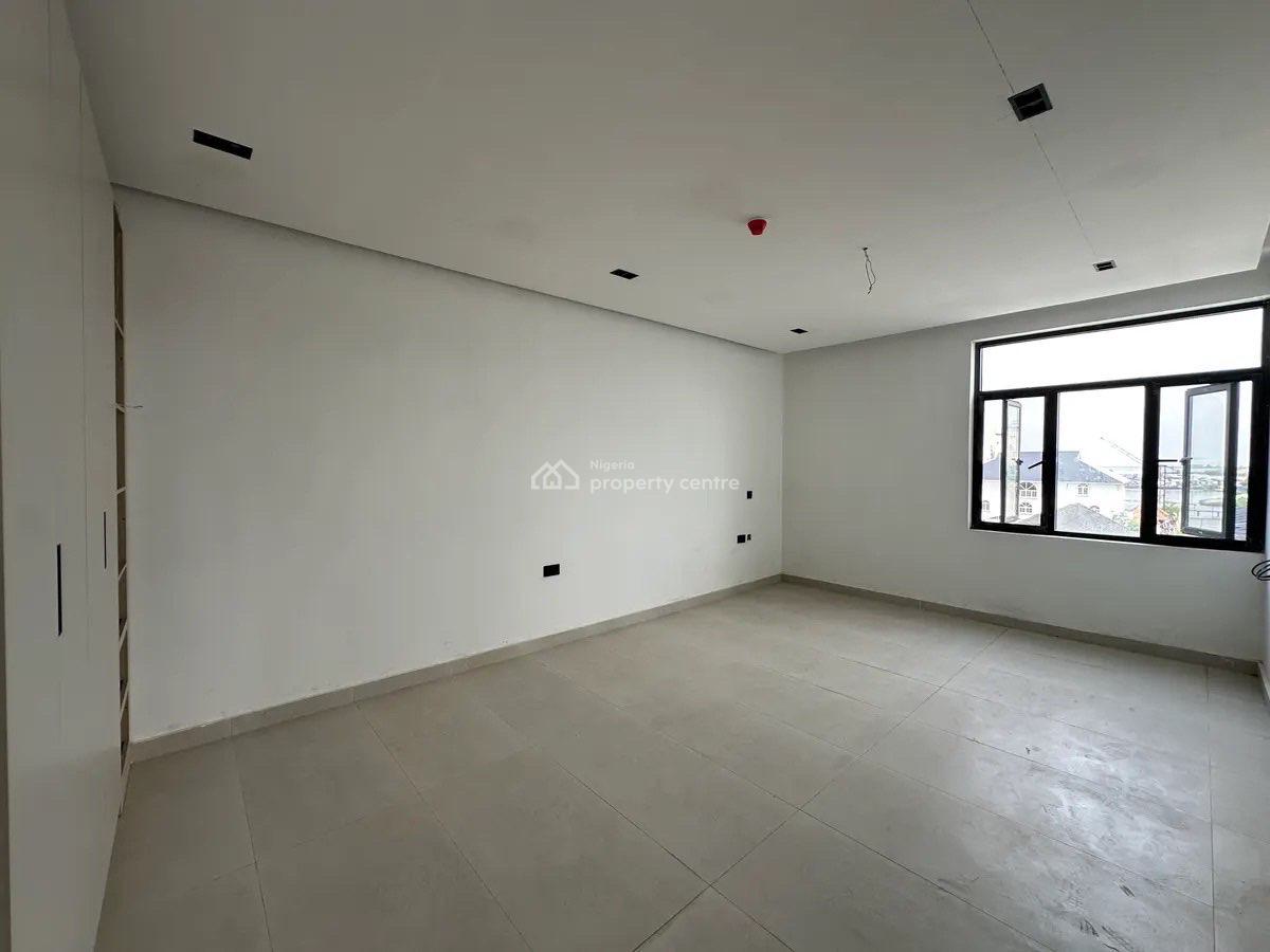 2 Bedroom Apartment, Lekki Phase 1, Lekki, Lagos, Flat / Apartment for Sale
