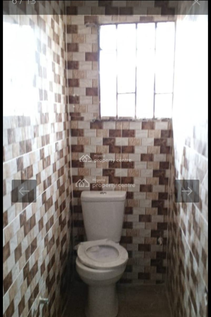 Two Bedroom Apartment, Egbeda, Alimosho, Lagos, Flat / Apartment for Rent