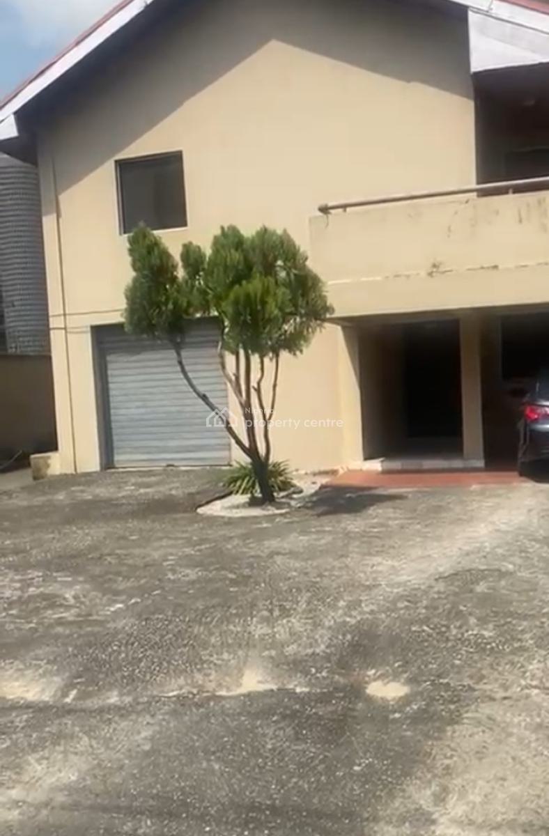 Land Size:-  520 Sq Mtr Mix-use Property in a Prime Location, Mobil Off Ozumba Mbadiwe, Victoria Island (vi), Lagos, Detached Duplex for Sale