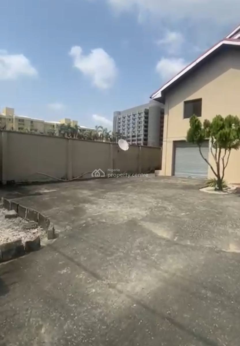 Land Size:-  520 Sq Mtr Mix-use Property in a Prime Location, Mobil Off Ozumba Mbadiwe, Victoria Island (vi), Lagos, Detached Duplex for Sale