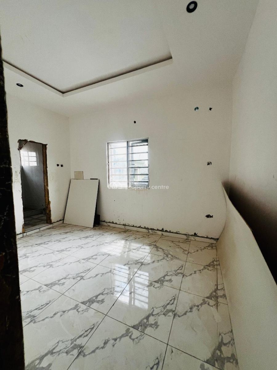 2 Bedroom Apartment, Ikeja, Lagos, Flat / Apartment for Sale