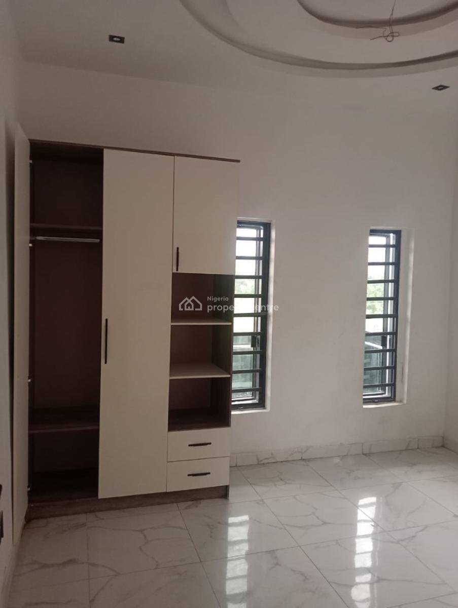 5 Bedroom Fully Detached Duplex in a Secured Estate, Gra Phase 2, Magodo, Lagos, Detached Duplex for Sale