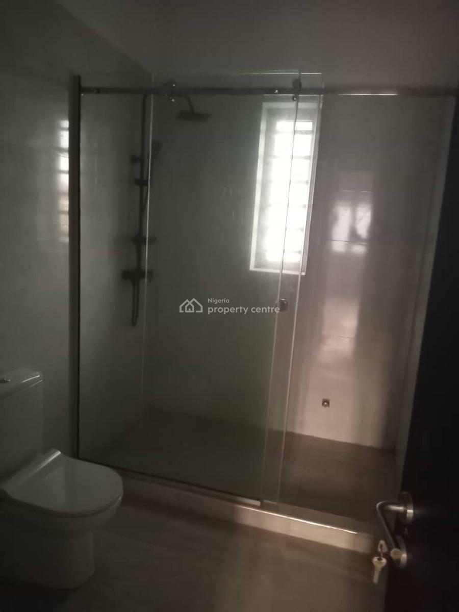 5 Bedrooms Detached Duplex, Hampton Lake Estate, Chevron, Lekki Phase 2, Lekki, Lagos, Detached Duplex for Sale