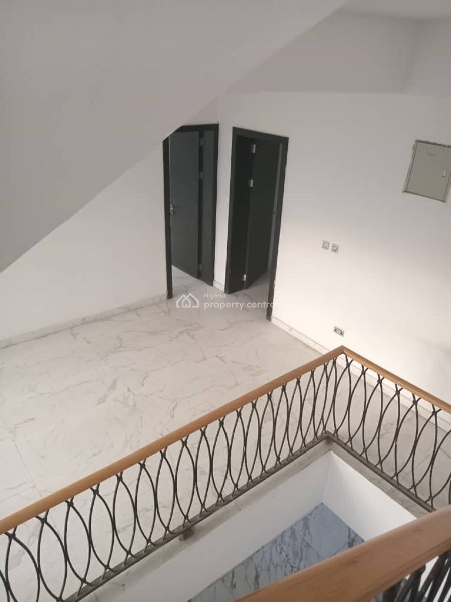 5 Bedrooms Detached Duplex, Hampton Lake Estate, Chevron, Lekki Phase 2, Lekki, Lagos, Detached Duplex for Sale