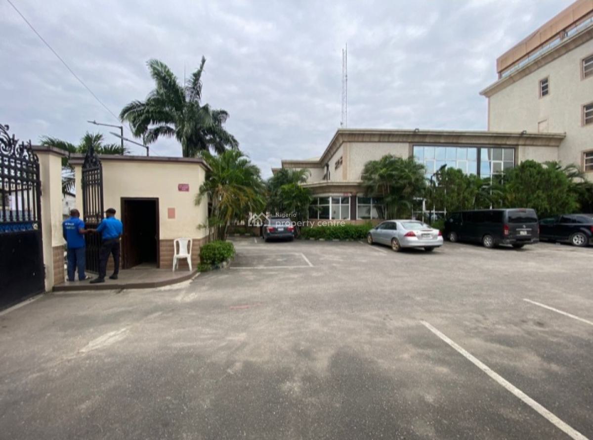 Luxury 125 Room Hotel with Gym, Swimming Pool & 40 Car Park, Oshodi, Lagos, Hotel / Guest House for Sale