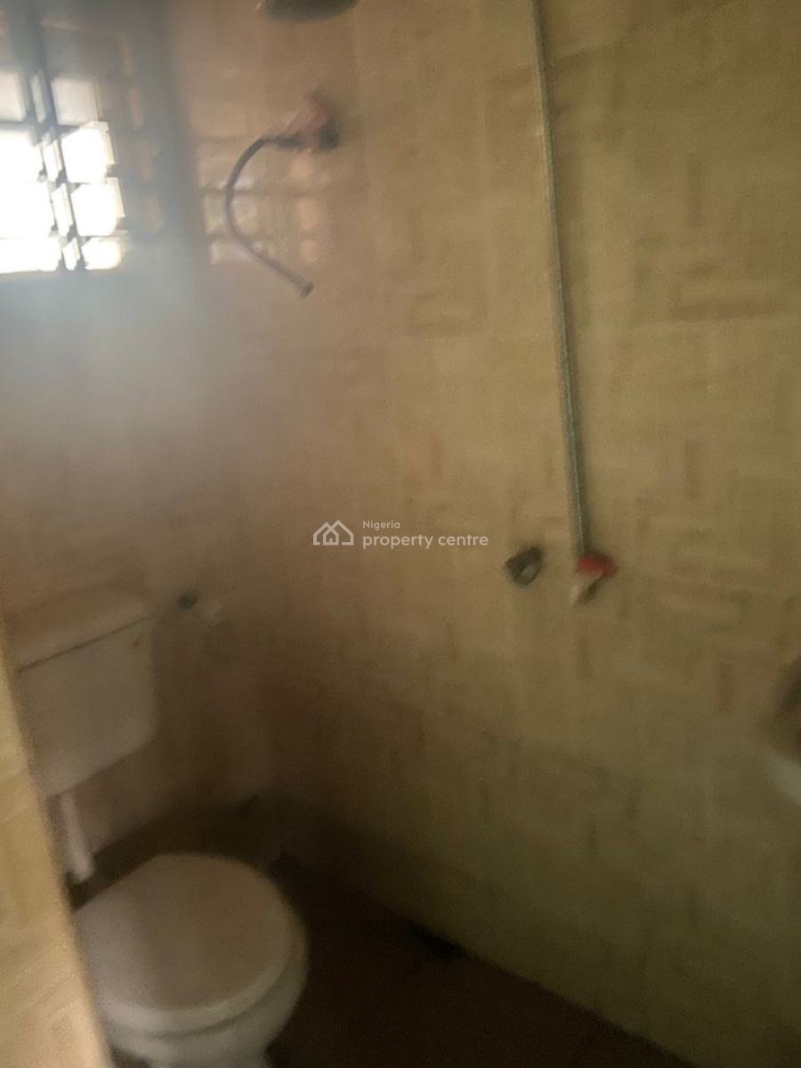 2 Bedroom Apartment in a Secured Neighborhood, Adetuberu Street, Via Omole Phase 2, Olowora, Magodo, Lagos, Flat / Apartment for Rent