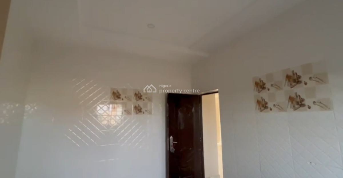 Standard 2 Bedroom in an Estate, Behind Dunamis Glory Dome, Lugbe District, Abuja, Detached Bungalow for Rent