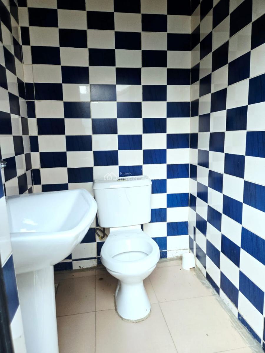 an Open-plan Ground Floor Office Space, Lekki Phase 1, Lekki, Lagos, Shop for Rent