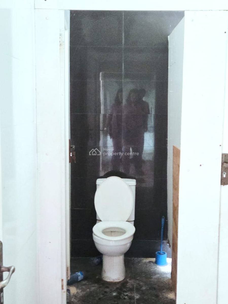 Commercial 8 Bedroom Detached House, Lekki Phase 1, Lekki, Lagos, Office Space for Rent
