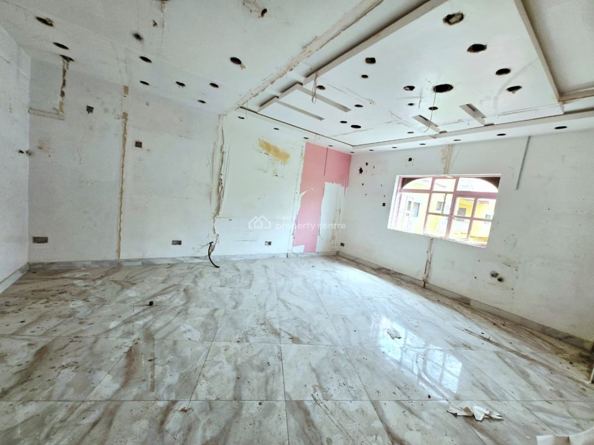 Commercial 8 Bedroom Detached House, Lekki Phase 1, Lekki, Lagos, Office Space for Rent