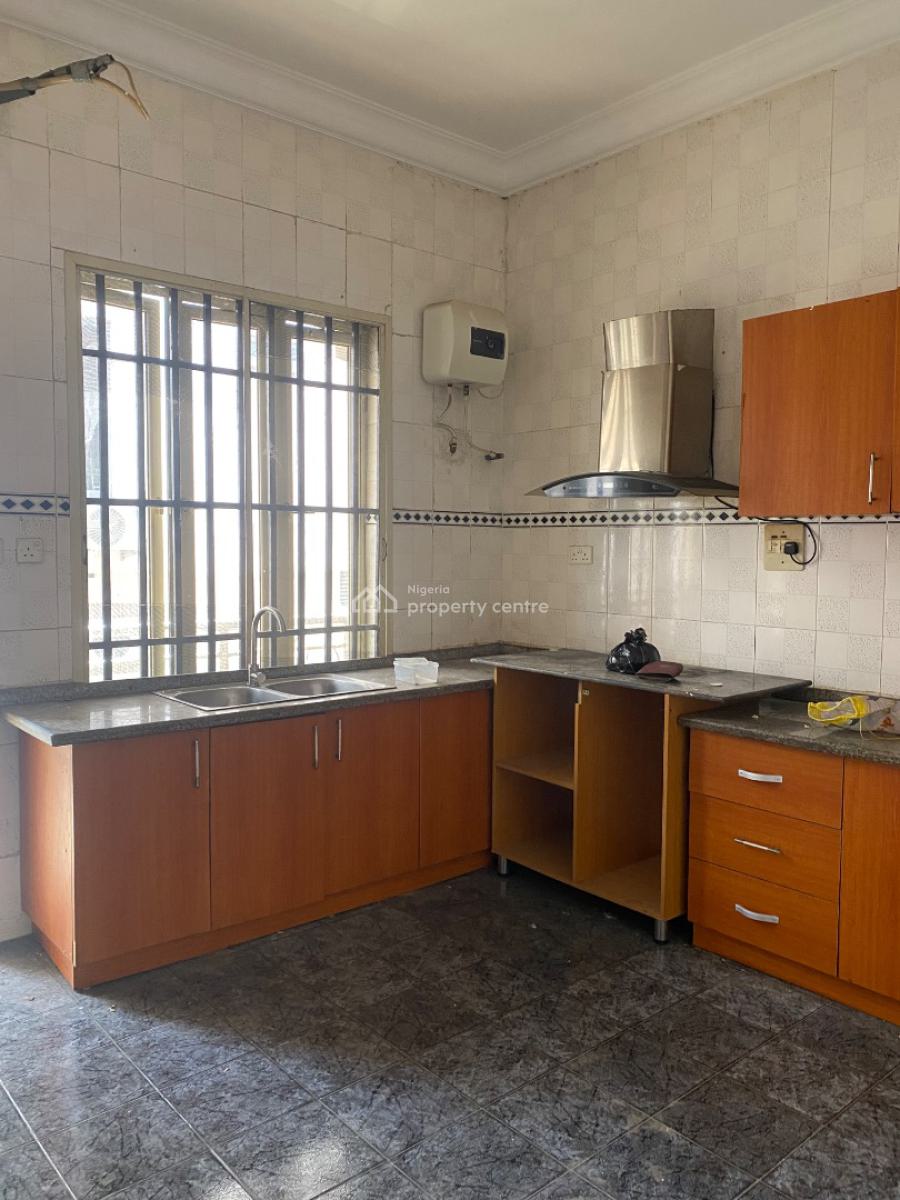 Beautiful and Comfortable 3 Bedroom Flat, Chevron Drive , Chevyview Estate, Lekki, Lagos, Flat / Apartment for Rent