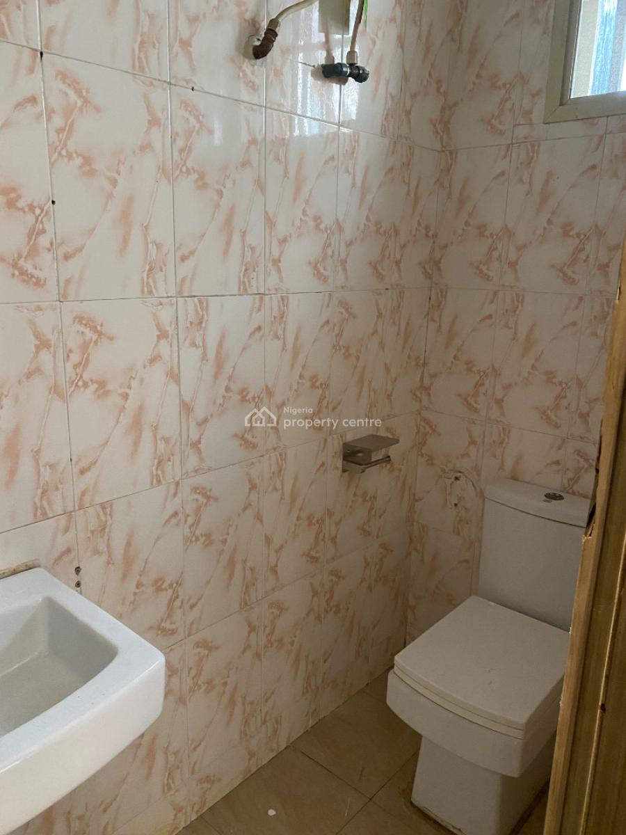 Beautiful and Comfortable 3 Bedroom Flat, Chevron Drive , Chevyview Estate, Lekki, Lagos, Flat / Apartment for Rent