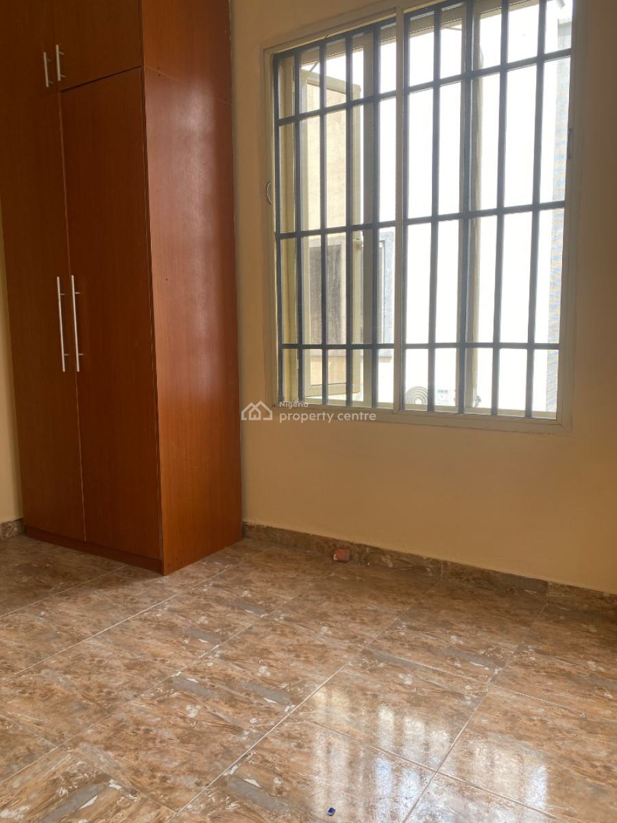 Beautiful and Comfortable 3 Bedroom Flat, Chevron Drive , Chevyview Estate, Lekki, Lagos, Flat / Apartment for Rent