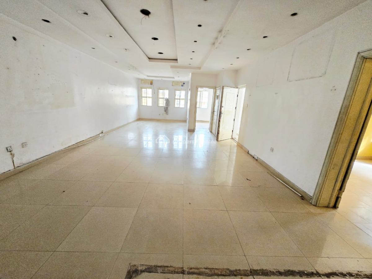 Three (3) Bedroom Flat on The Ground Floor, Lekki Phase 1, Lekki, Lagos, Flat / Apartment for Rent