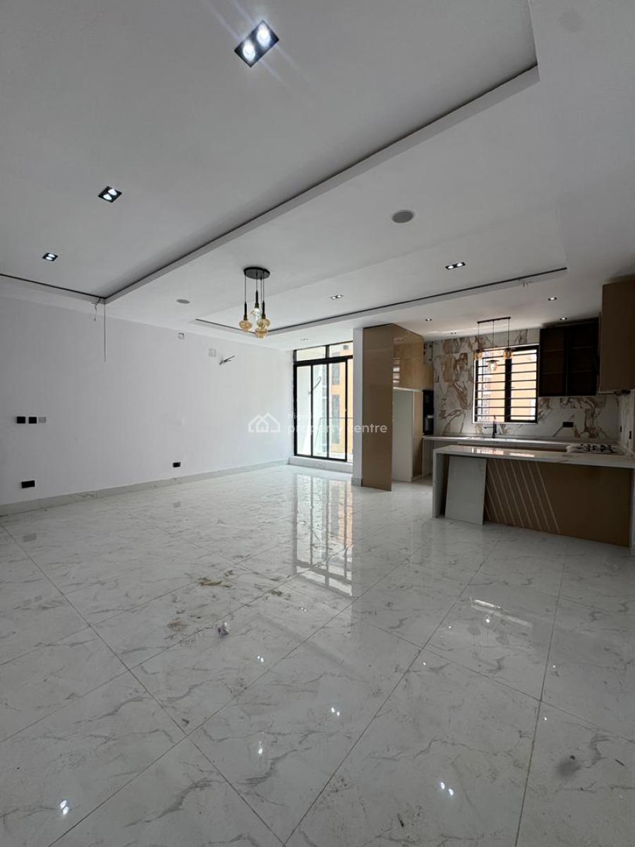 2 Bedroom Flat, Freedom Way, Lekki, Lagos, Flat / Apartment for Sale