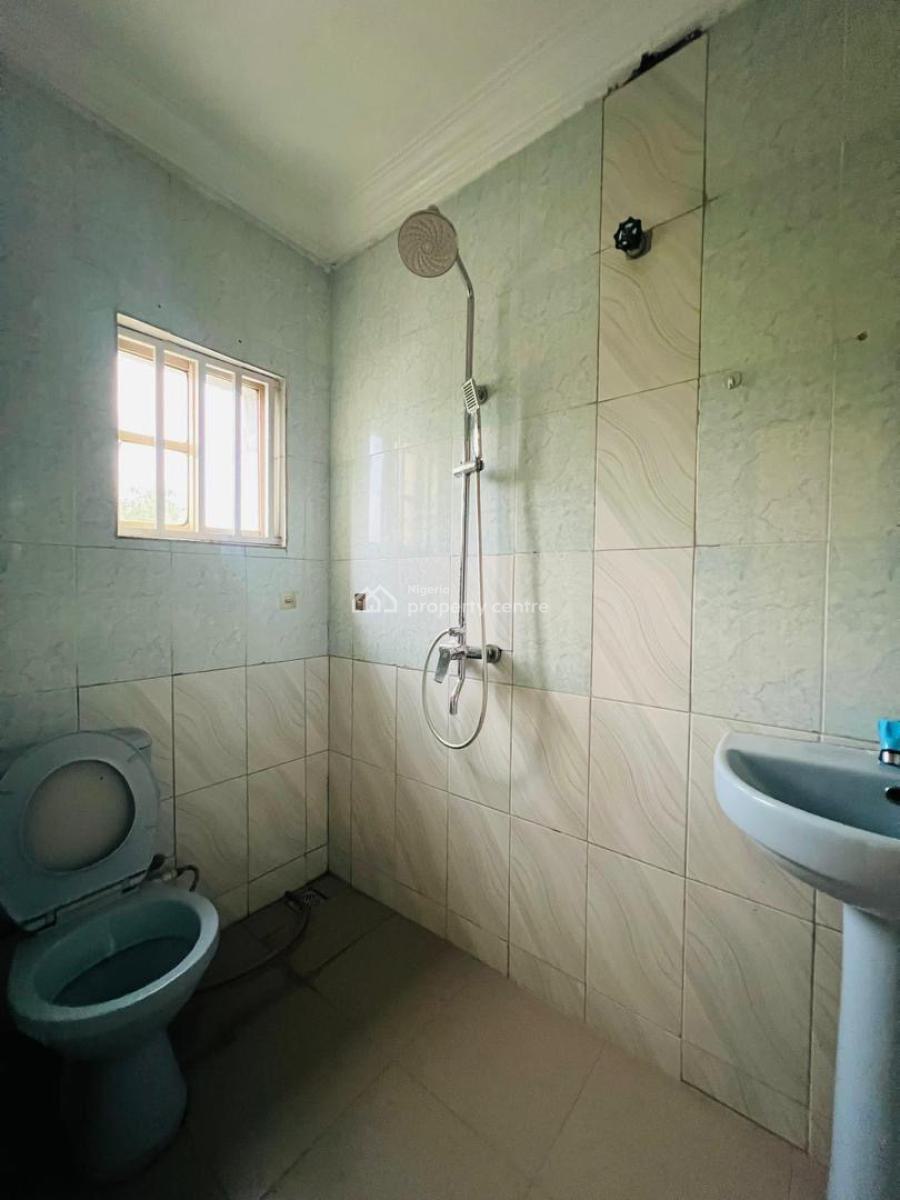 Old 3 Bedroom Apartment, Adeniyi Jones, Ikeja, Lagos, Block of Flats for Sale