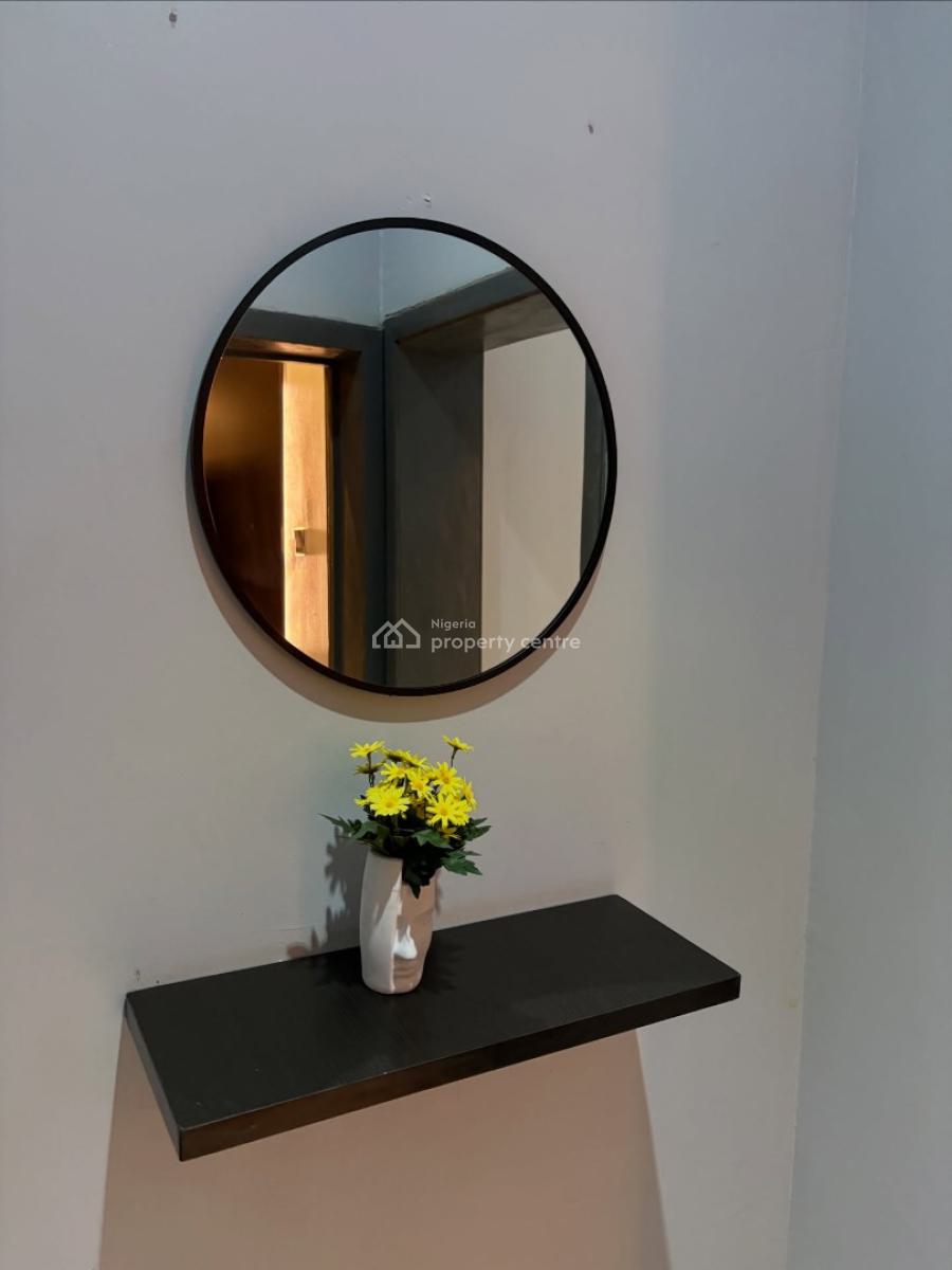 Scav D1 X Spacious 1bedroom Apartment, Airport Road, Ikeja, Lagos, Flat / Apartment Short Let