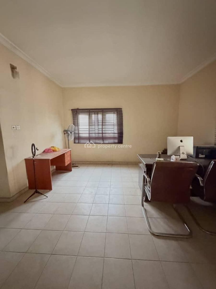 Fairly Used 5 Bedroom Semi Detached Duplex with Bq, Ikeja Gra, Ikeja, Lagos, Semi-detached Duplex for Sale