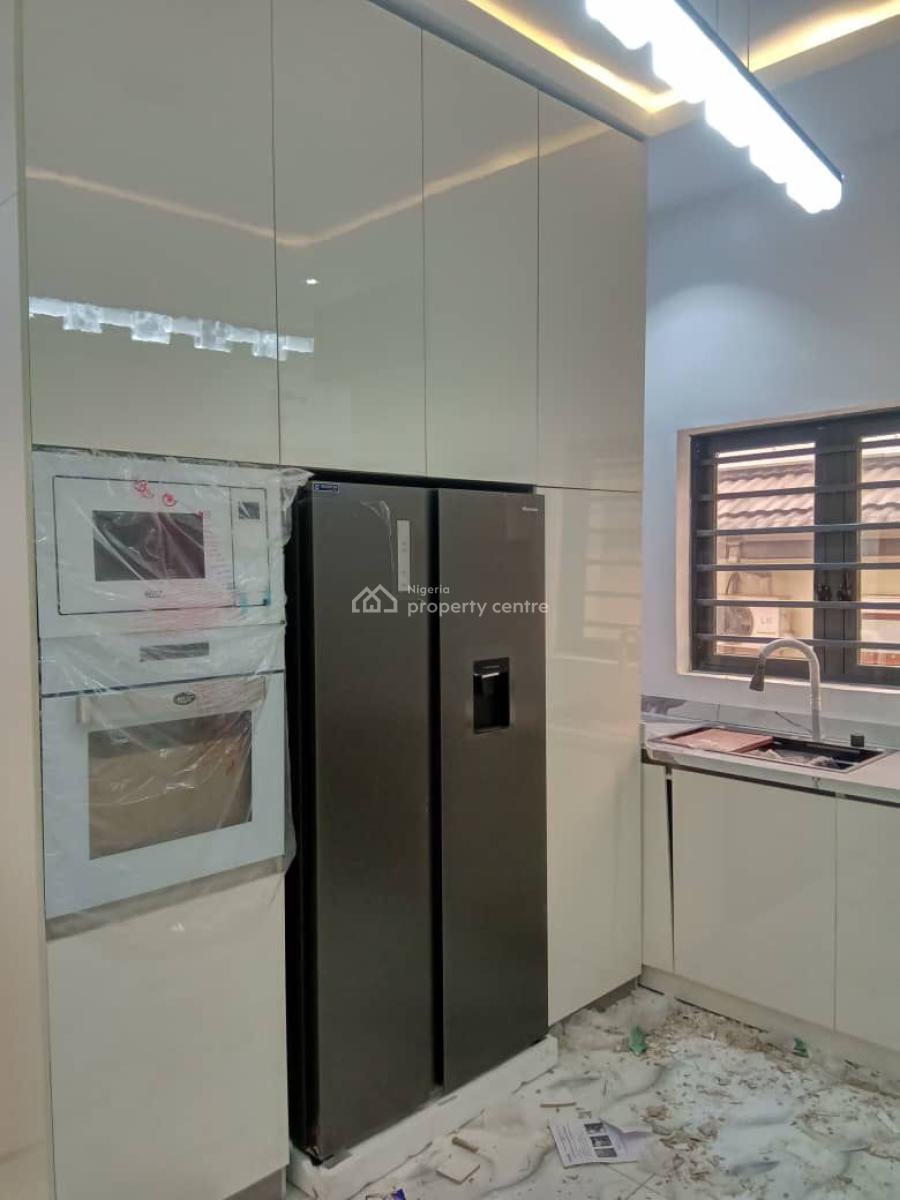 Four Bedroom Terrace, Off Admiralty Way, Lekki Phase 1, Lekki, Lagos, Terraced Duplex for Sale