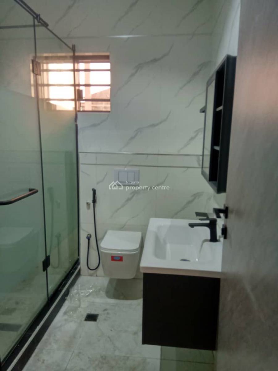 Four Bedroom Terrace, Off Admiralty Way, Lekki Phase 1, Lekki, Lagos, Terraced Duplex for Sale