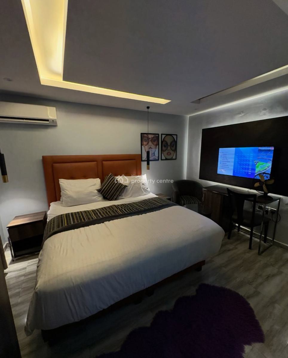 Scav U2 X Spacious 2bedroom Apartments, Airport Road, Ikeja, Lagos, Flat / Apartment Short Let