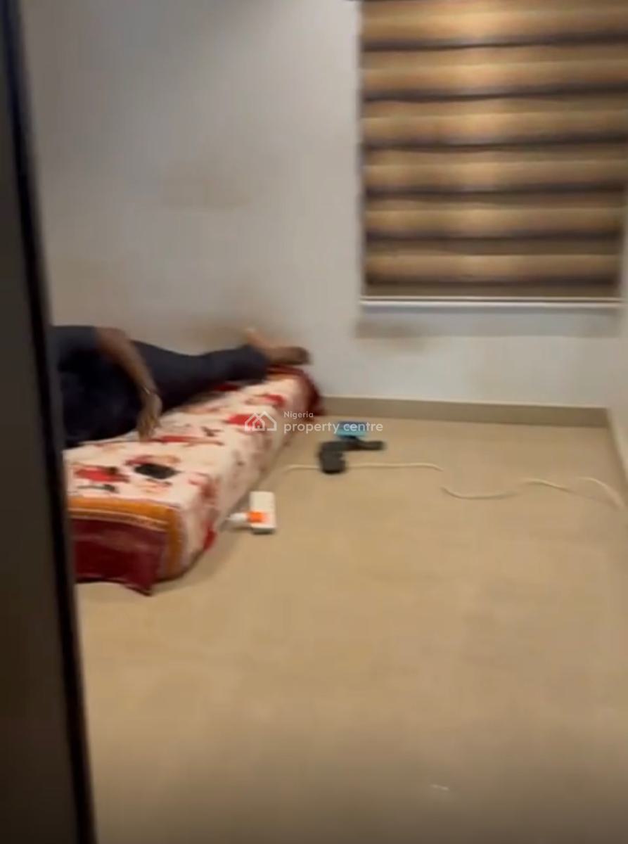 4bedroom Semi Detached Duplex with Bq, Wuse 2, Abuja, Semi-detached Duplex for Sale