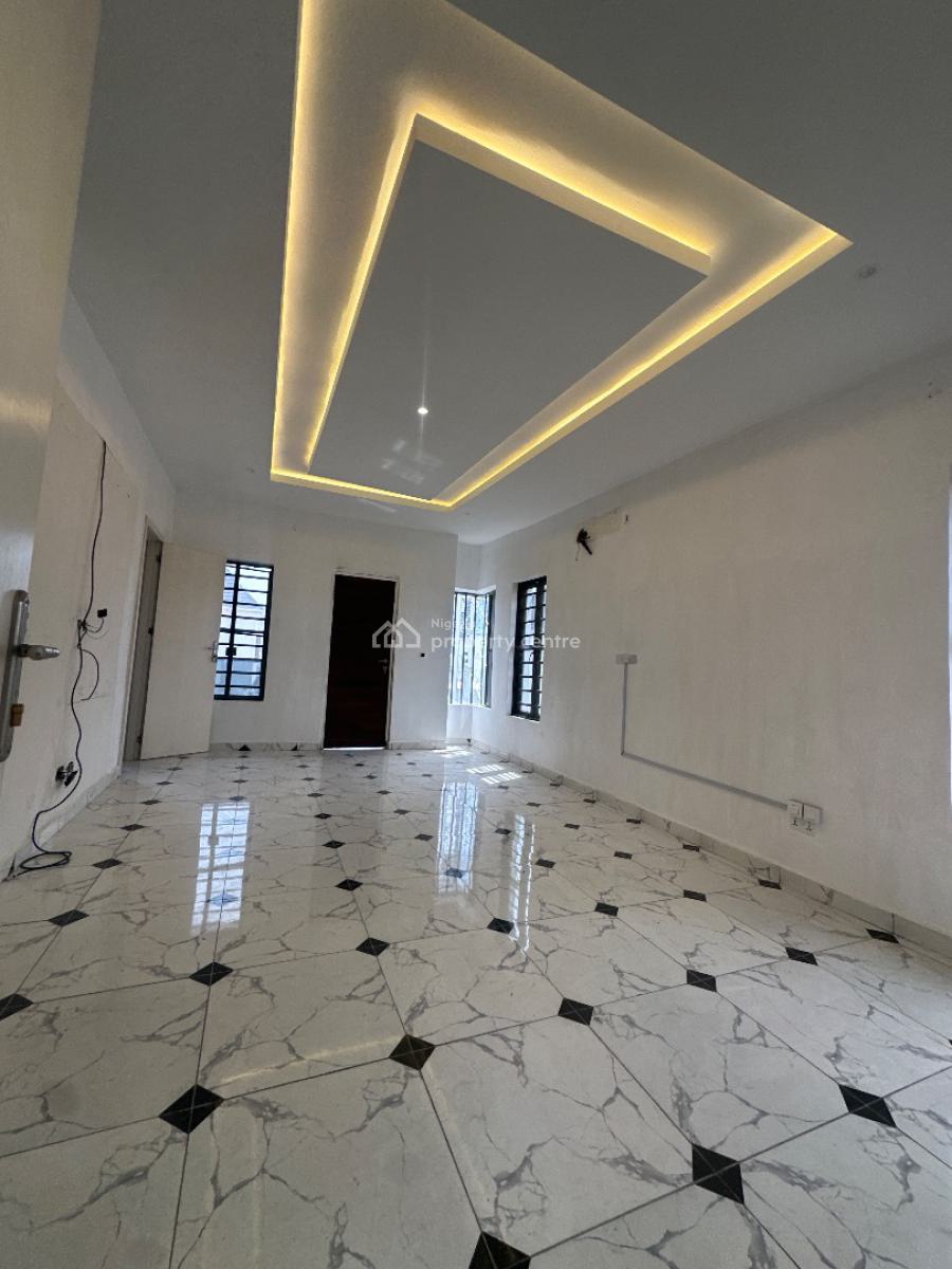 Specious 4bedrooms Semi Detached Duplex with Bq, Orchid, Lekki, Lagos, Semi-detached Duplex for Sale