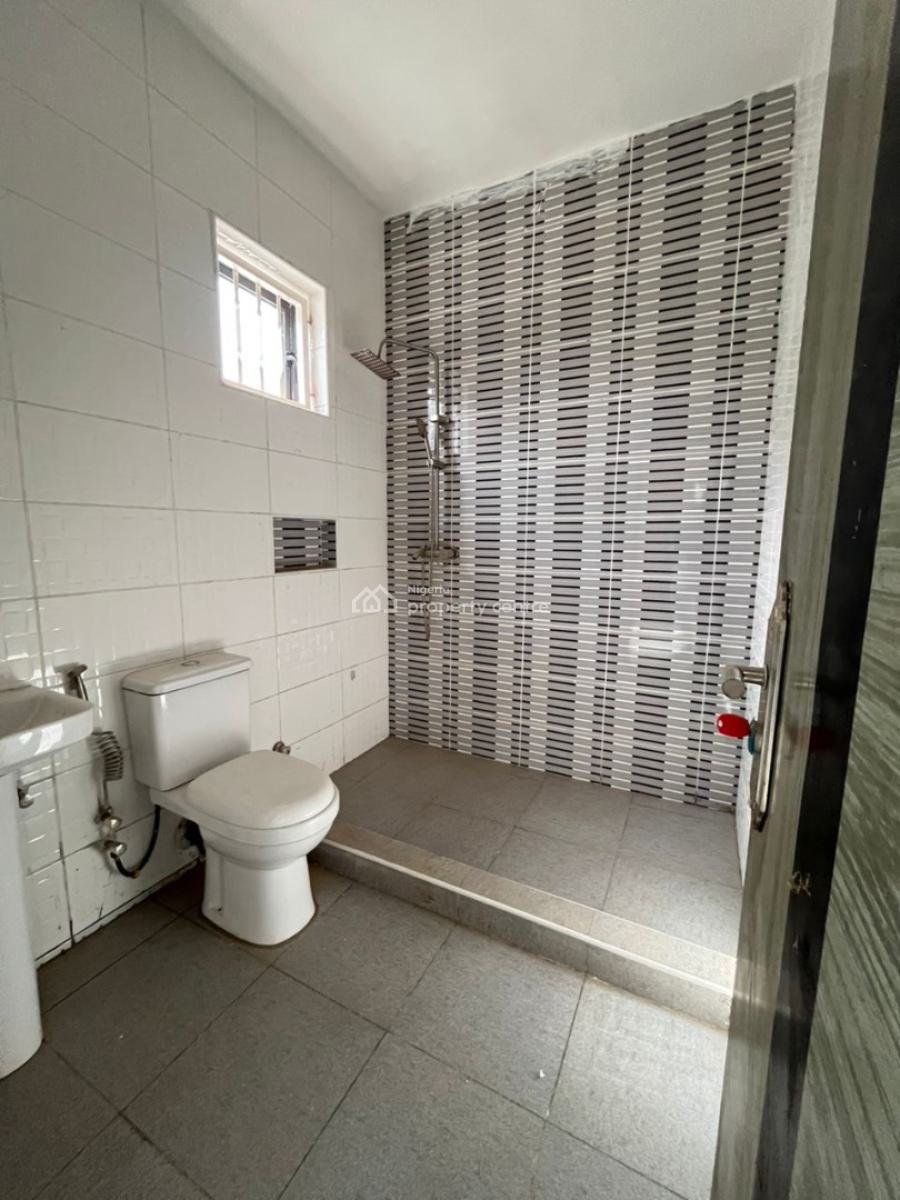 3bedroom Apartment, Gaduwa, Abuja, Block of Flats for Sale