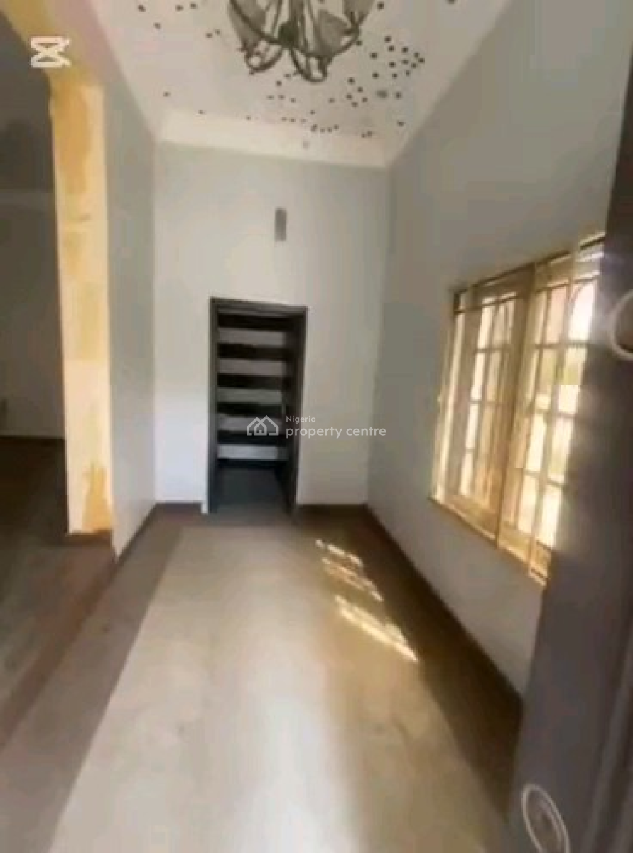 Ultra-luxury 4 Bedrooms Semi-detached Duplex with Bq, Utako, Abuja, Semi-detached Duplex for Rent