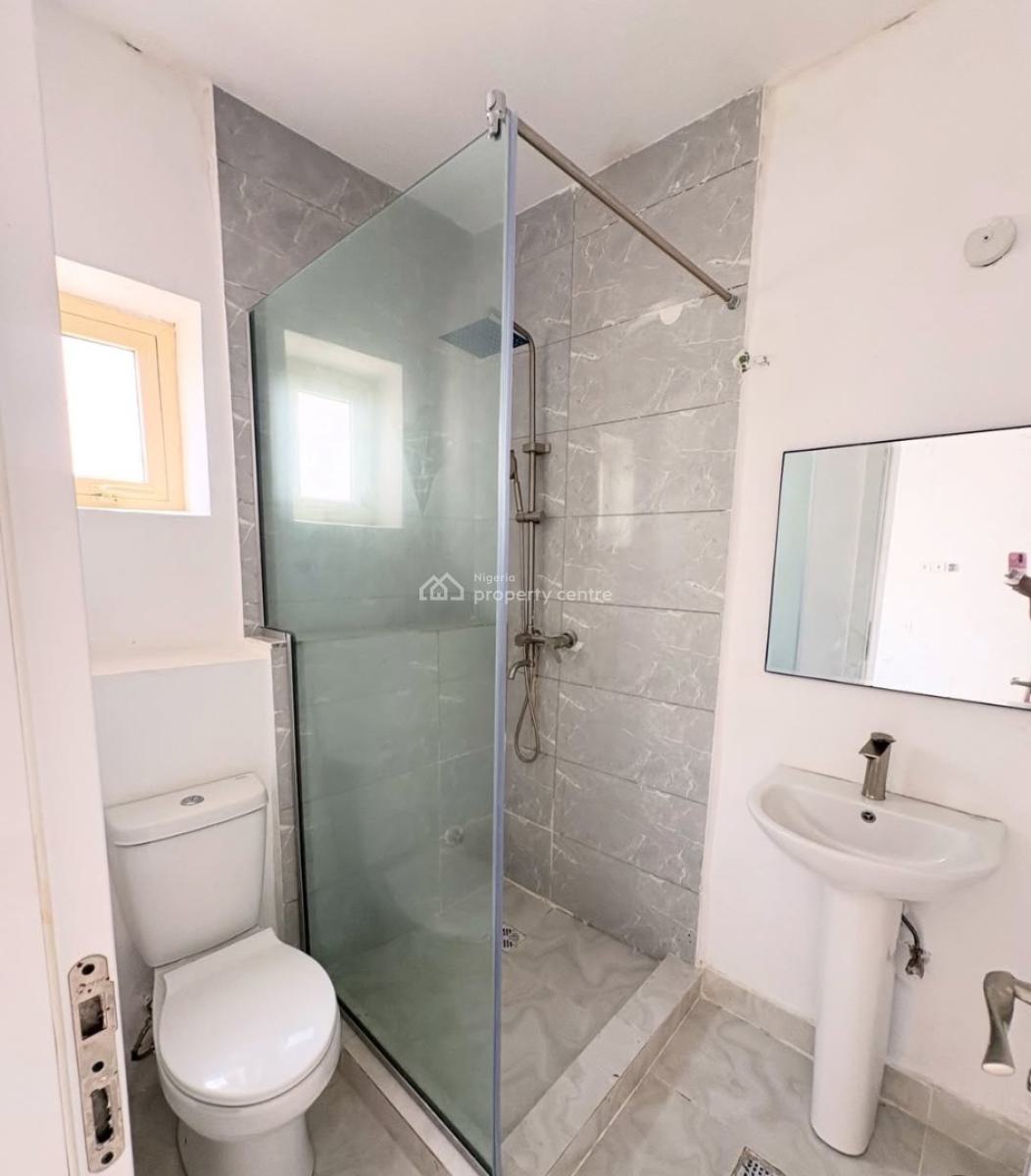 Serviced 2 Bedroom En-suite Maisonette with an Open Fitted Kitchen, Co, Lekki Phase 1, Lekki, Lagos, Flat / Apartment for Rent