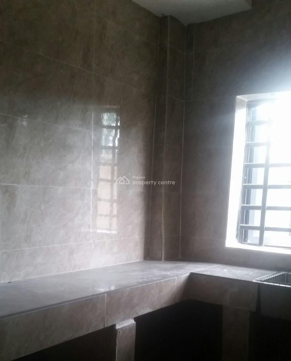 Executive Newly Built Units of 2 Bedroom Flats, Surulere, Surulere, Lagos, Flat / Apartment for Rent