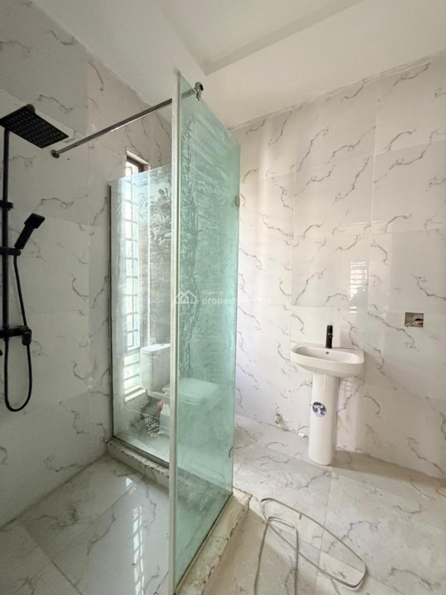 Well-finished 4-bedroom Terrace, Lekki Expressway, Lekki, Lagos, Terraced Duplex for Sale