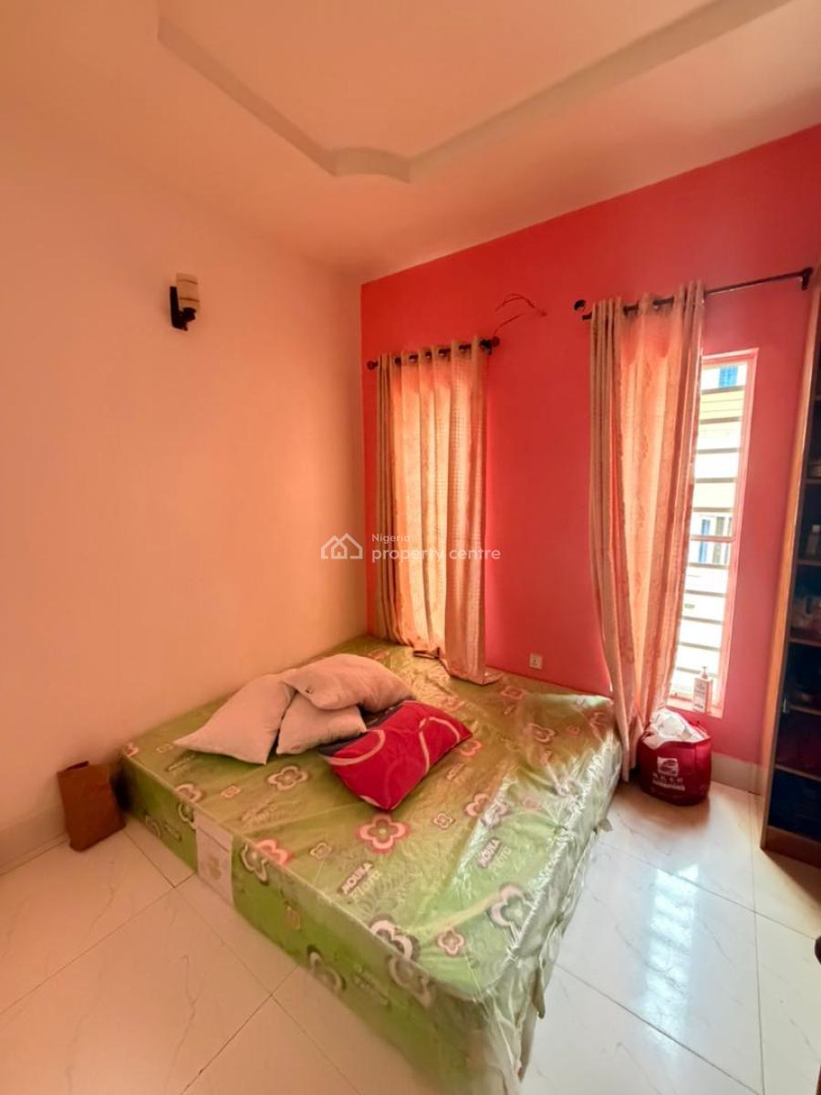 Distress 4 Bedroom Semi Detached Duplex with Bq, Ikota, Lekki, Lagos, Detached Duplex for Sale