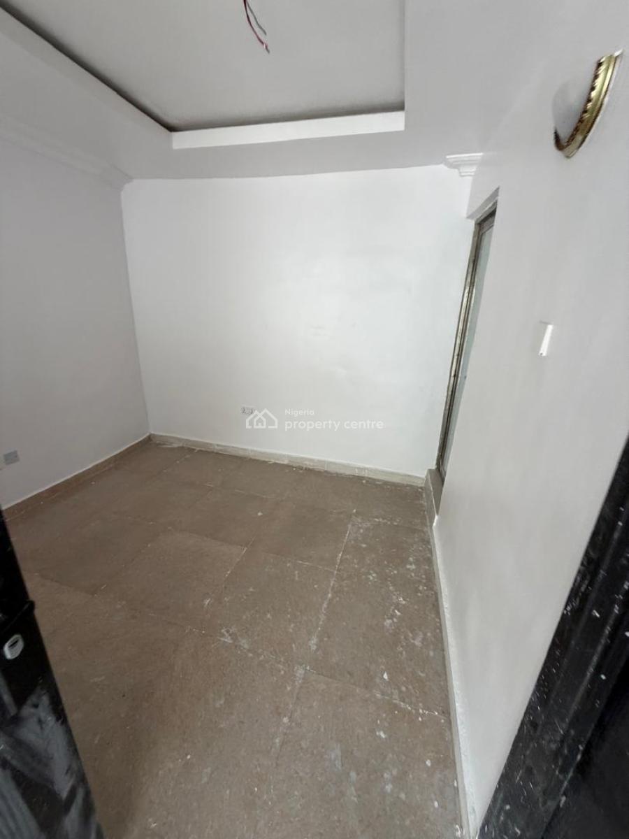 a Newly Renovated Spacious Miniflat, 9, Pedrisi Street, Off Mobil Road, Ogoyo, Ilaje, Ajah, Lagos, Mini Flat (room and Parlour) for Rent