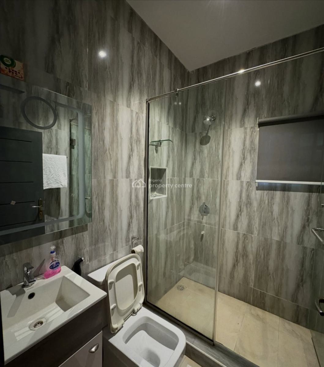 Scav D2 X Spacious 2bedroom Apartments, Airport Road,, Ikeja, Lagos, Flat / Apartment Short Let