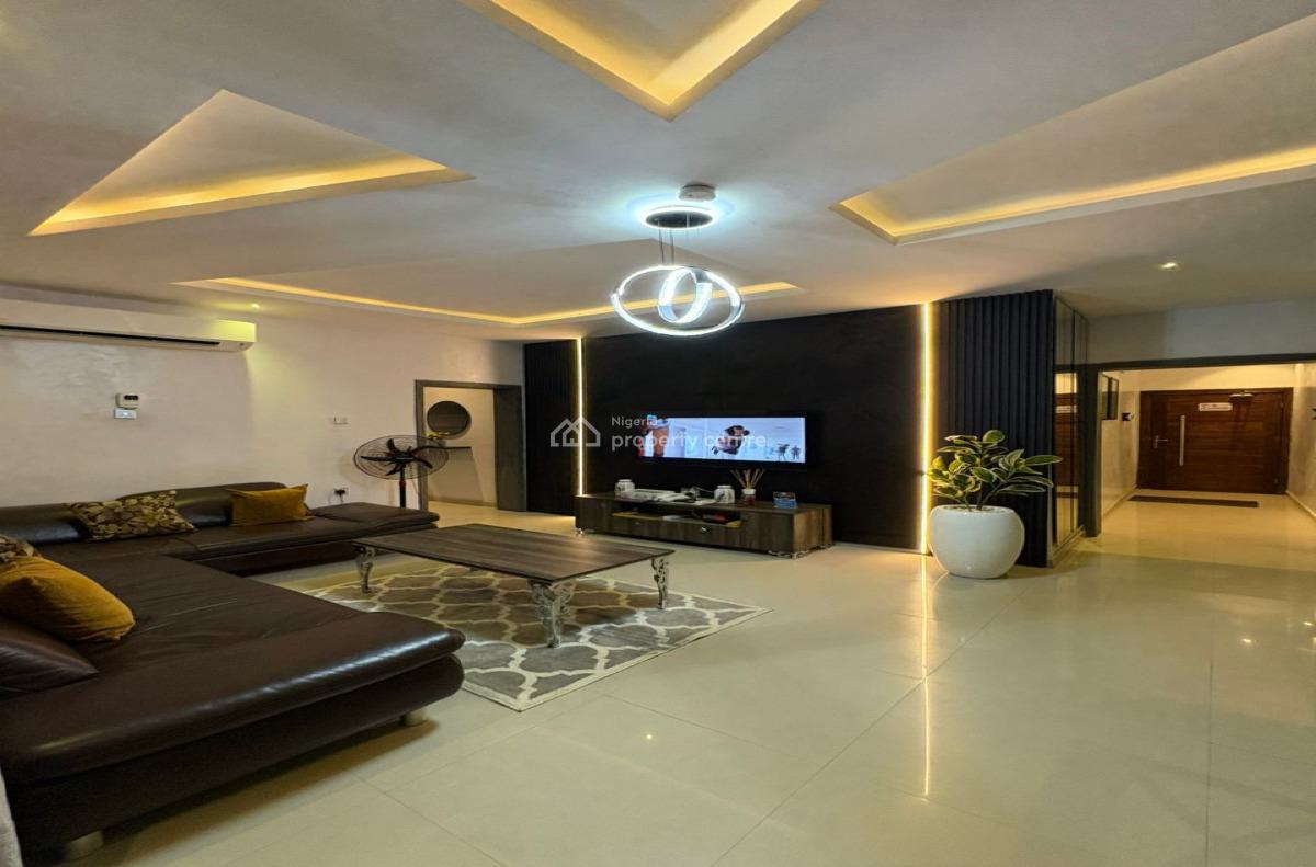 Scav D2 X Spacious 2bedroom Apartments, Airport Road,, Ikeja, Lagos, Flat / Apartment Short Let