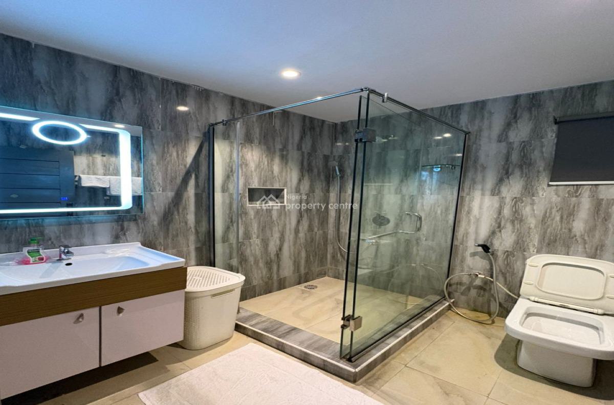 Scav D2 X Spacious 2bedroom Apartments, Airport Road,, Ikeja, Lagos, Flat / Apartment Short Let